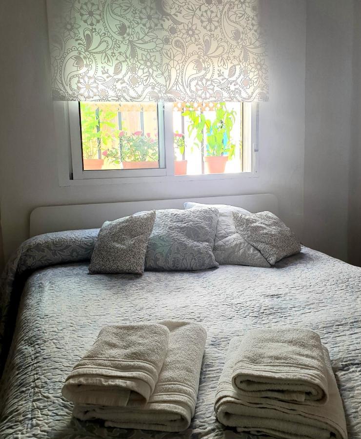 Apto. Planta Baja Y Cochera Barrio San Basilio Córdoba Eksteriør billede