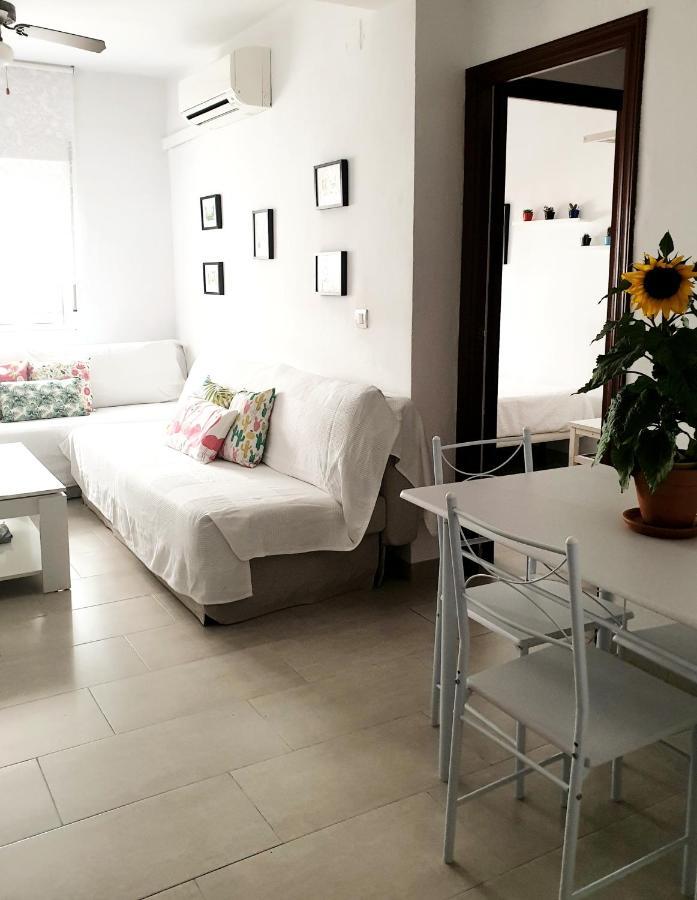 Apto. Planta Baja Y Cochera Barrio San Basilio Córdoba Eksteriør billede